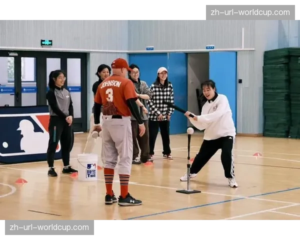 MLB希望棒球在中国校园生根发芽，Fun At Bat项目培训基层教师超2468人次